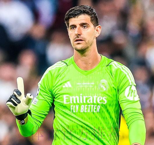 罗马诺:库尔图瓦今夏将与皇马续约 合同基本敲定 罗马诺:库尔图瓦今夏将与皇马续约 合同基本敲定